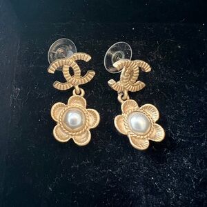 Authentic Chanel Flower Dangle CC Earings